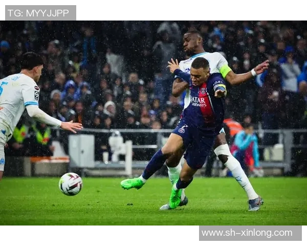 巴黎圣日耳曼在法甲联赛中再获胜利,领先优势扩大至5分 巴黎圣日耳曼在法甲联赛中再获胜利,领先优势扩大至5分