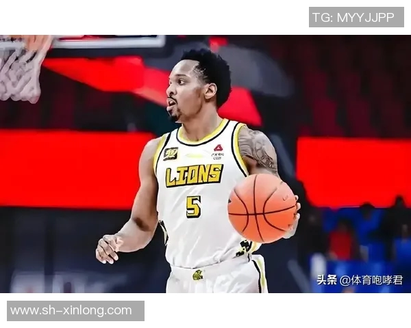 巴里-布朗三分雨助球队逆转胜,获得赛季最佳表现 巴里-布朗三分雨助球队逆转胜,获得赛季最佳表现