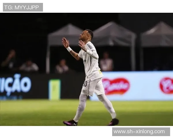 巴萨签下巴黎铁塔，引进内马尔将成西甲头号进攻利器