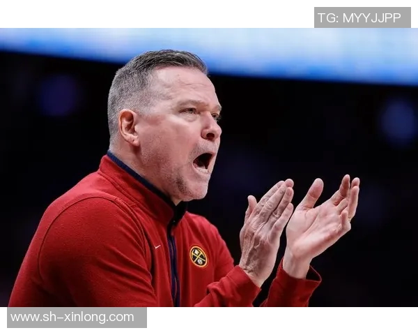 国王队主教练迈克·马龙正式离队，球队迎来新篇章