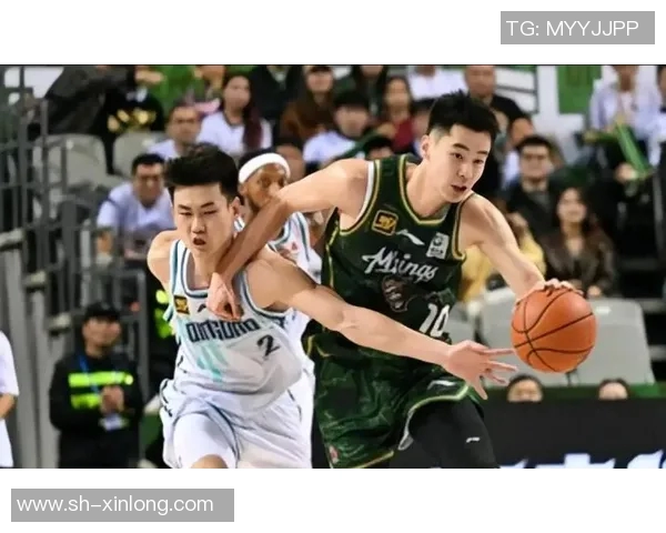 北京队迎战同曦队CBA季后赛激战即将上演球迷期待精彩对决